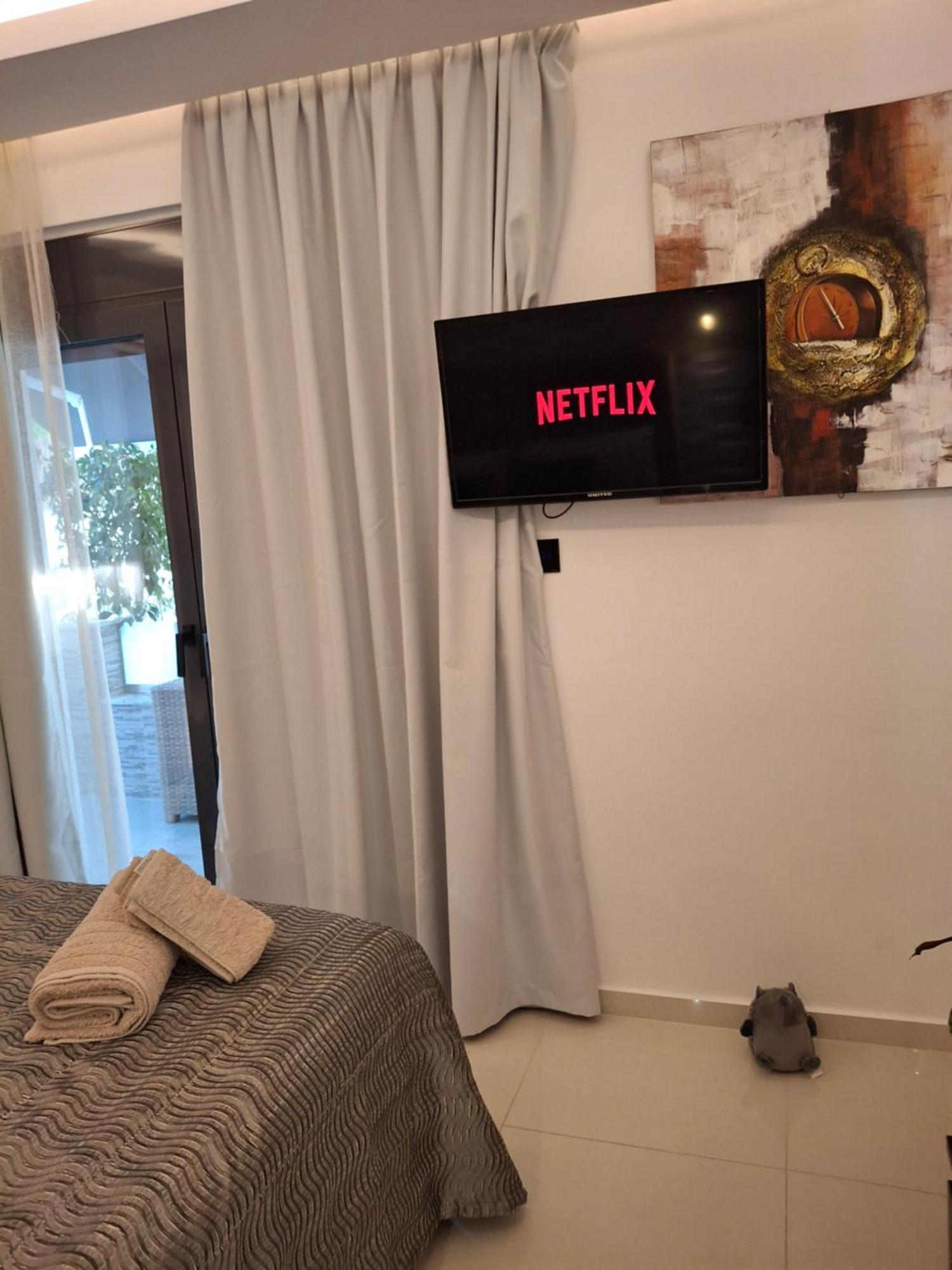 Prifti Luxury Apartment Faliraki Bagian luar foto